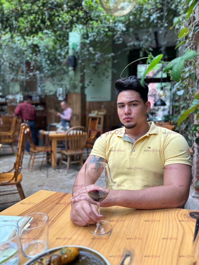 FOTOS DE DISPONIBLE VENEZOLANO EN LA CIUDAD VARONIL MORBOSO