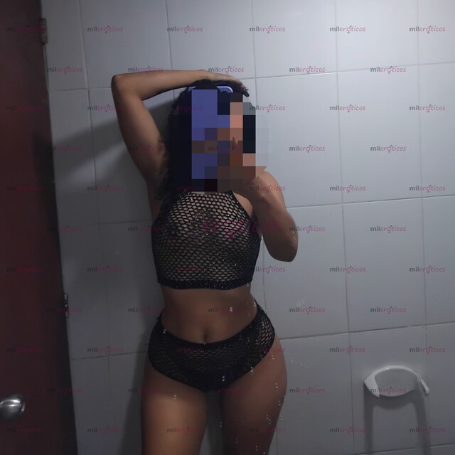 FOTOS DE MORENAZA BELLA Y ARDIENTE, DISPUESTA A HACERTE PASAR UN DELICIOSO RATO