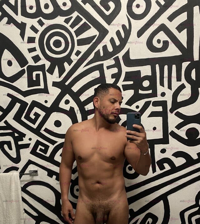FOTOS DE HOMBRE MASCULINO, MORBOSO, EDUCADO, COMPLACIENTE, ACTIVO XL GRUESA Y CURVA.