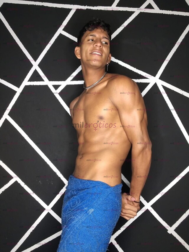 FOTOS DE CHICO MUY SEXY ACUERPADO PARA SATISFACER A MIS AMORES