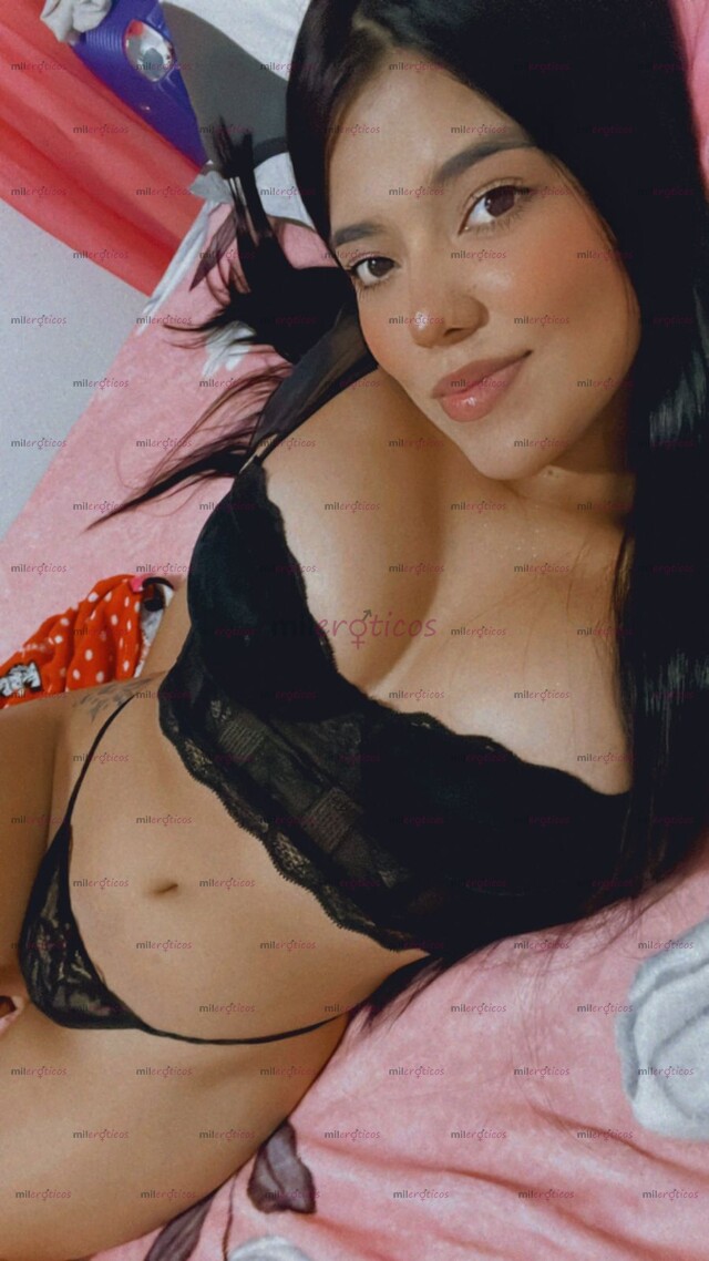 FOTOS DE SUPER PROMOCION JOVENCITA SUPER CALIENTE EN LA CAMA DE 18 AÑOS ESTUDIANTE