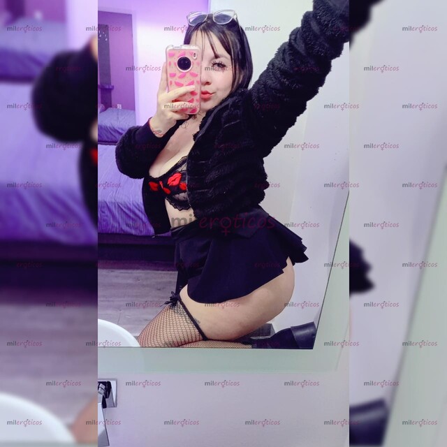 FOTOS DE KAROLINA, UNA RICA MUJER CON SENOS DELICIOSOS, AMOR