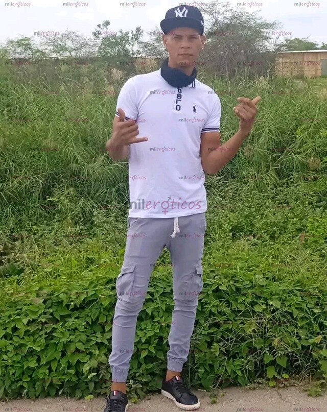 FOTOS DE ADEN VENEZOLANO ,1.90 DELGADO SCORT 29 AÑOS