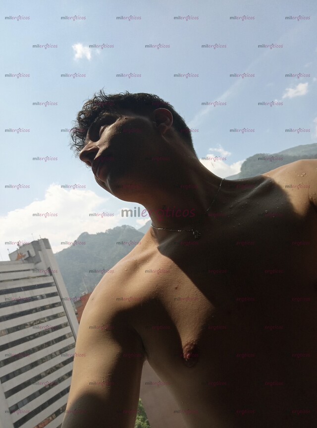 FOTOS DE ROLITO VERSÁTIL PASIVO DE 24 AÑOS COMPLACIENTE