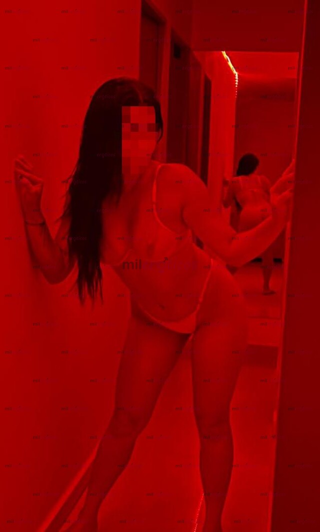 FOTOS DE HOLA SOY LAURA MASAJISTA TÁNTRICA, NUEVA EN TU CUIDAD.