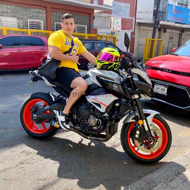 FOTOS DE MACHO ACTIVO DOMINANTE 20 CM DE VERGA EXTRANGERO EN TU CIUDAD