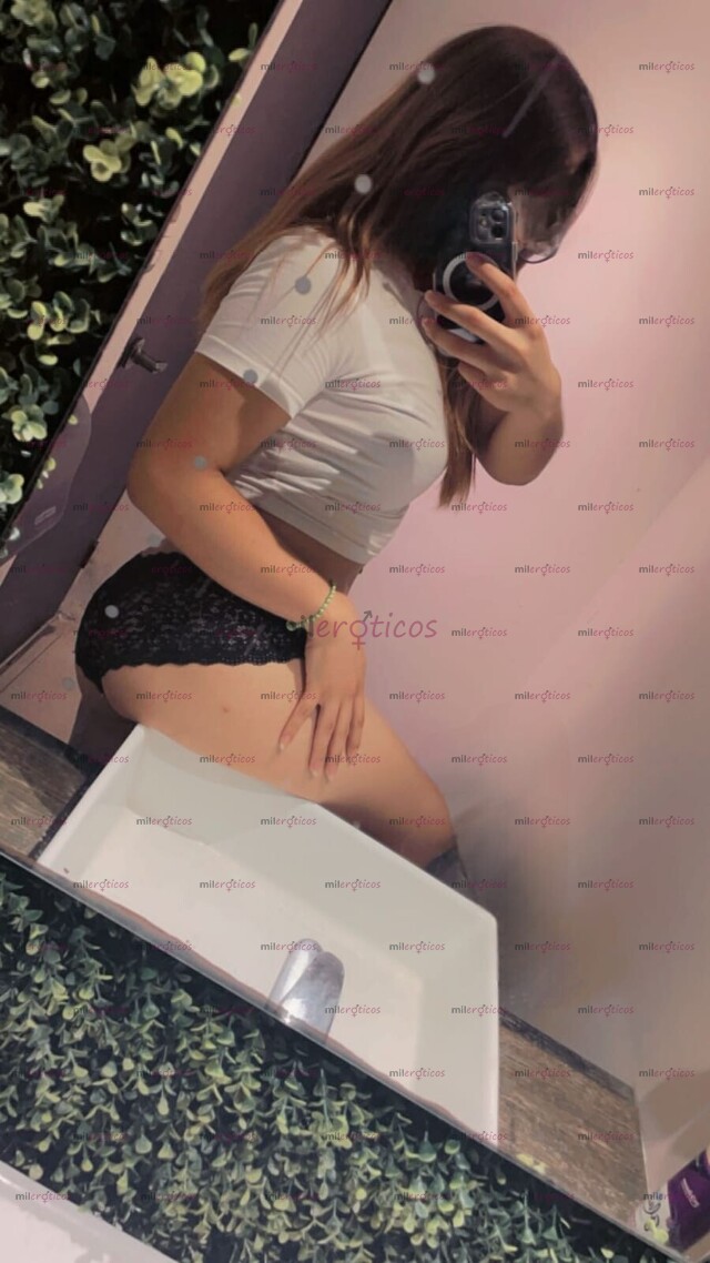 FOTOS DE HOLA AMOR SOY DANNA UNA CHICA INDEPENDIENTE SÚPER APRETADITA