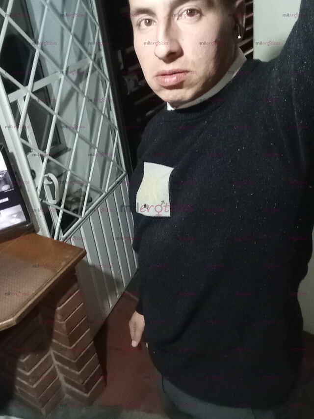 FOTOS DE ALEX LLEGO PARA COMPLACER TUS MAS GRANDES FANTASÍAS TE DARE UN ORAL MUY DELICI