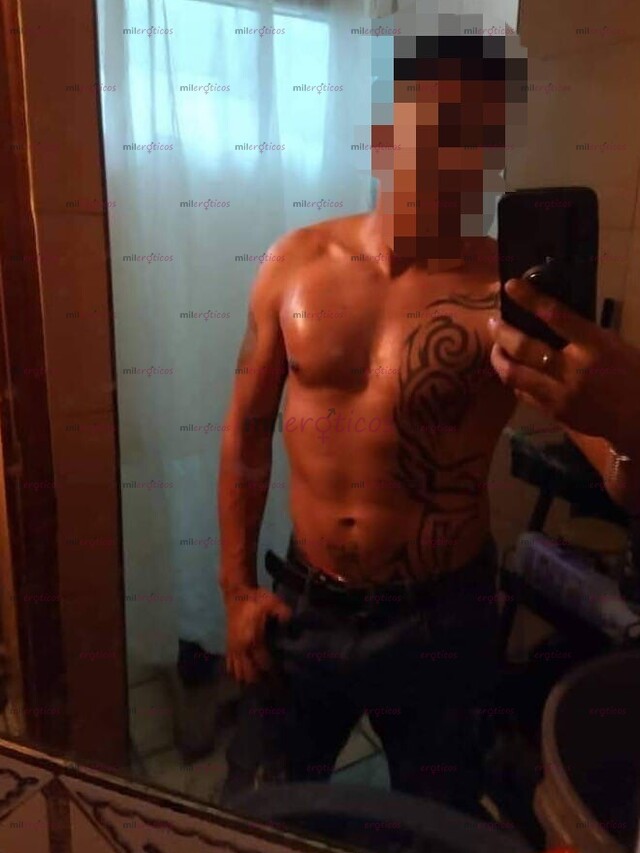 FOTOS DE HETEREOSEXUAL COMPLACIENTE LA OERFECTA COMPAÑÍA Y SÚPER CACHONDO