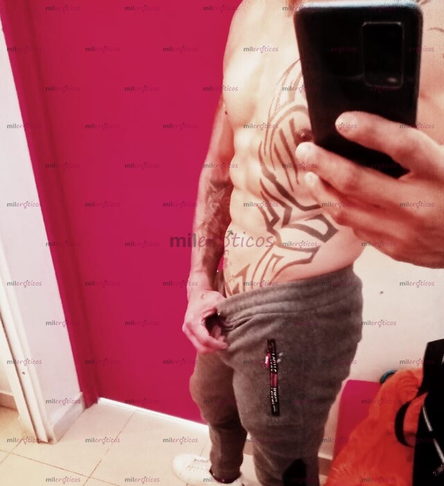 FOTOS DE HETEREOSEXUAL COMPLACIENTE LA OERFECTA COMPAÑÍA Y SÚPER CACHONDO