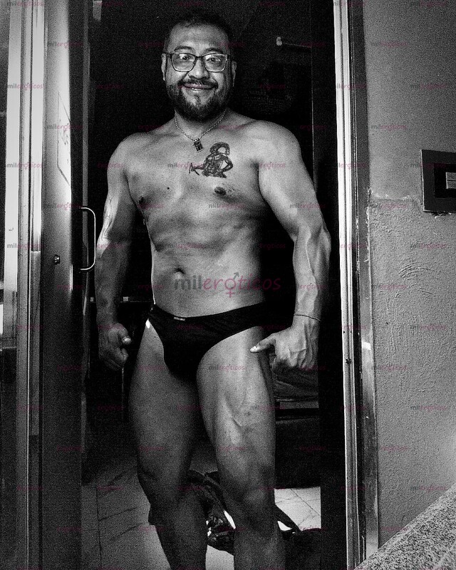 FOTOS DE JESÚS MACHO MADURO DOMINANTE ATLÉTICO COMPLACIENTE AMPLÍO CRITERIO