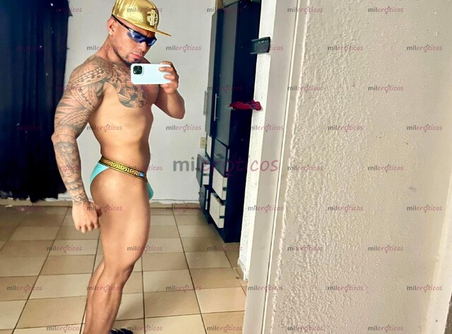 FOTOS DE SOLO SOLVENTES ACTIVO MORENOTE MAMADO TATUADO PREÑADOR 20CM CON DEPARTAMENTO