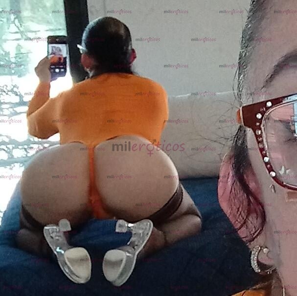 FOTOS DE LLEGANDO QRO! VEN Y ENSALIVAME EL CULO PAPÍ! SOY NALGONA NATURAL! TE TRATO DELI