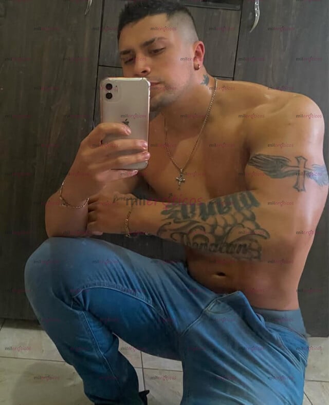 FOTOS DE DISPONIBLE SERVÍCIOS VERGON LECHERO CON PORTE MORBOSO Y TATUADO FULL MORBO