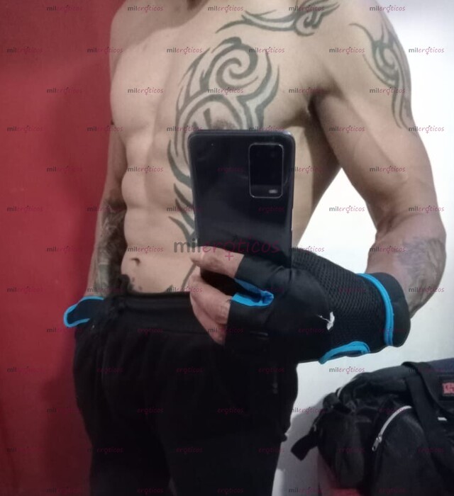 FOTOS DE HETEREOSEXUAL COMPLACIENTE LA OERFECTA COMPAÑÍA Y SÚPER CACHONDO