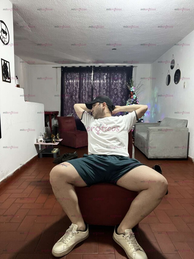 FOTOS DE MAN SERIO Y DISCRETO CON BUENA VERGA PARA TU CULITO.