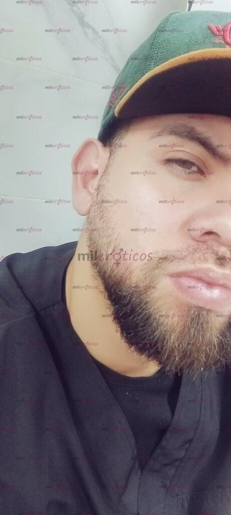 FOTOS DE MACHOS SERIOS MORBOSOS.DISPONIBLES. RECIÉN LLEGADOS A LA CAPITAL DE COLOMBIA.