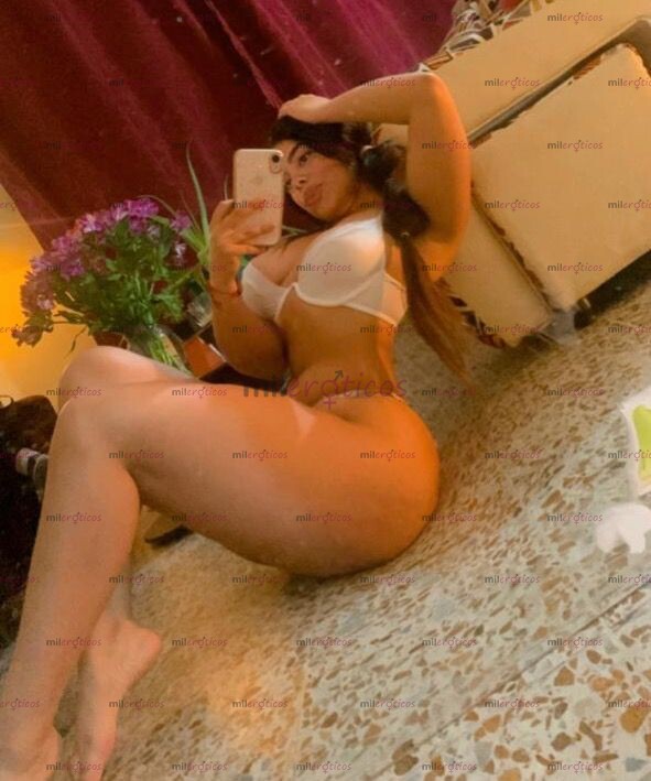 FOTOS DE DULCE Y APASIONADA, SIN AFANES Y CUERPO NATURAL