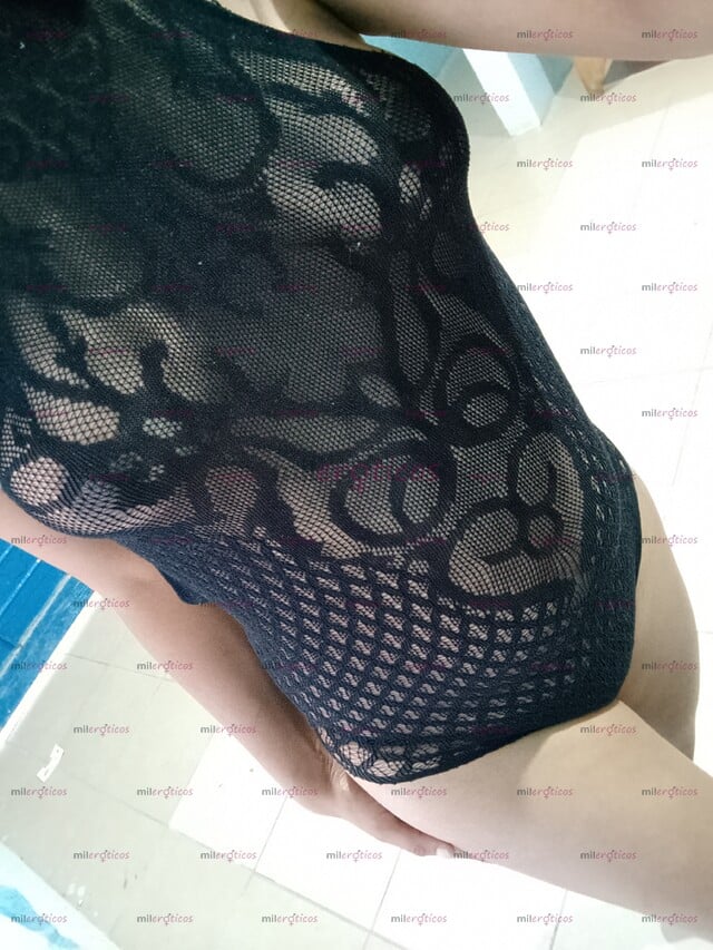 FOTOS DE HOLA AMOR SOY ZOE TU NENA COMPLACIENTE ESCRÍBEME LA PASAREMOS MUY BIEN Y RICO