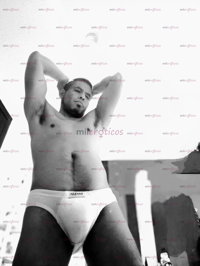 FOTOS DE CABRON LLENANDO. COLITOS DE. LECHE. CALIENTE Y ESPESA