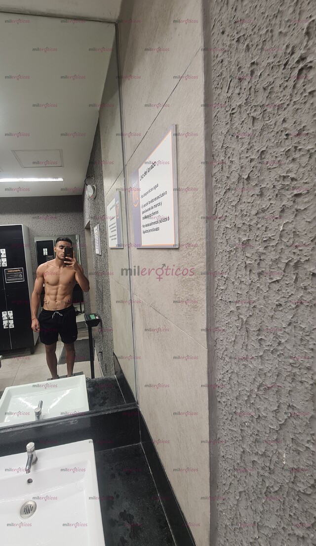 FOTOS DE HOLA MI NOMBRES ES LOOK. ESTOY DE PASO POR ACA,