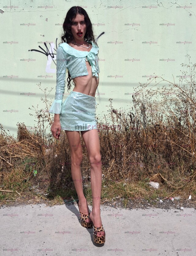 FOTOS DE SEÑORITA DE 19 AÑOS DE EDAD. JUGUETONA Y COMPLACIENTE Y EDUCADA.