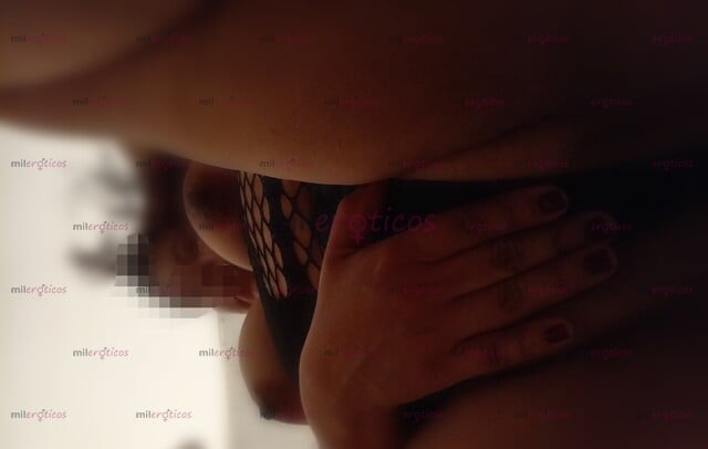 FOTOS DE ASÍ COMO ME VEZ ASÍ DE SABROSA ESTOY, QUIERO SENTIRTE ADENTRO MMMM!! VISITAME