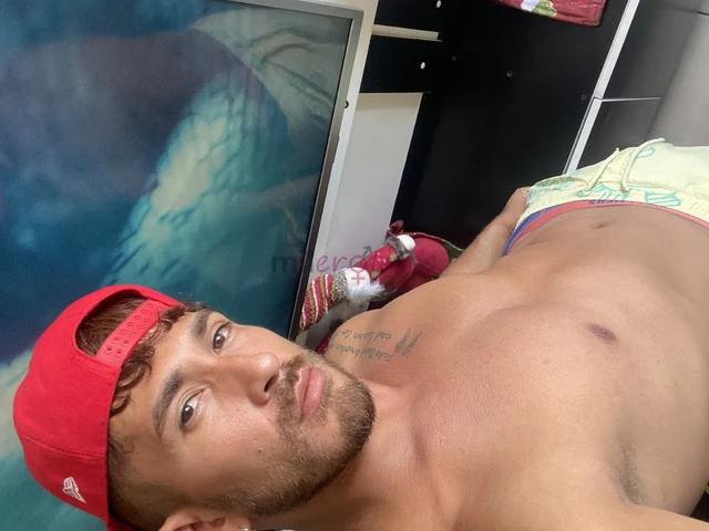 Atletico para manes serios y solventes soy daven hombre serio 28 anos 19 cm 1 70 estaturade trato amable y en la cama indomable mi pana si te decides...