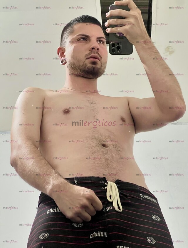 FOTOS DE JOVEN EXTROVERTIDO VARONIL QUE ESPERAS HÁBLAME