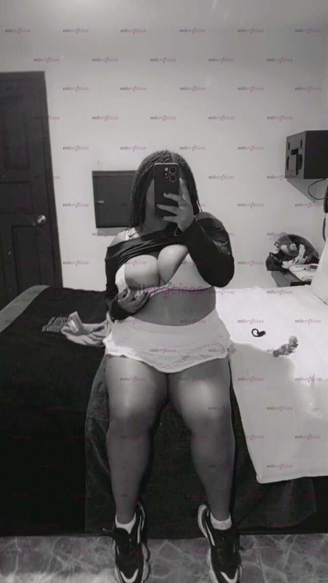 FOTOS DE NEGRA TETONA DISPUESTA A COMPLACER TU DESEOS