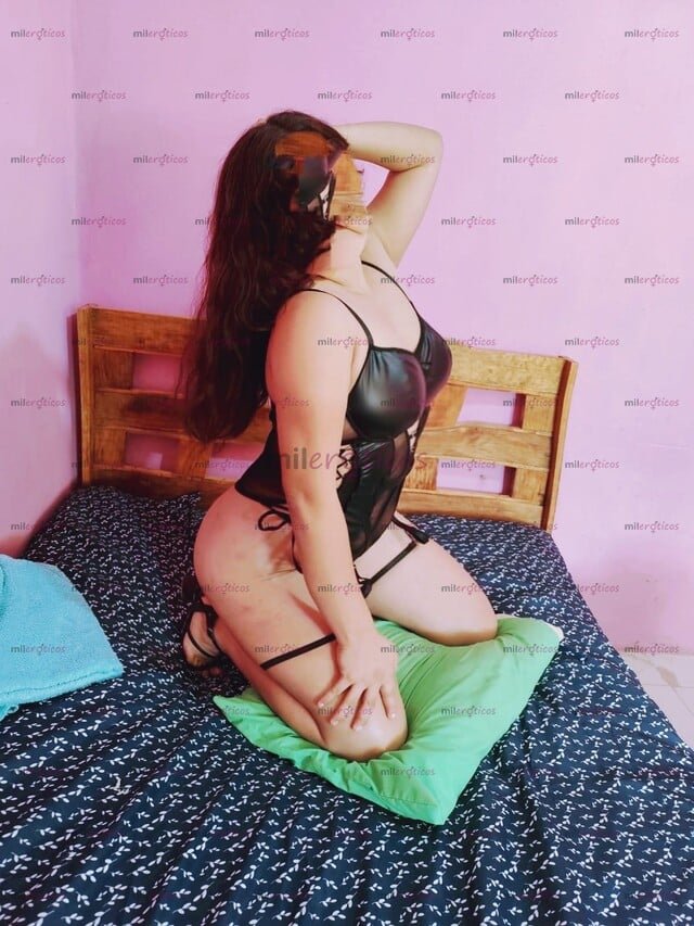 FOTOS DE ZURI RICA MAMI DOY RICAS MAMADAS SOY BIEN CALIENTE EN LA CAMA