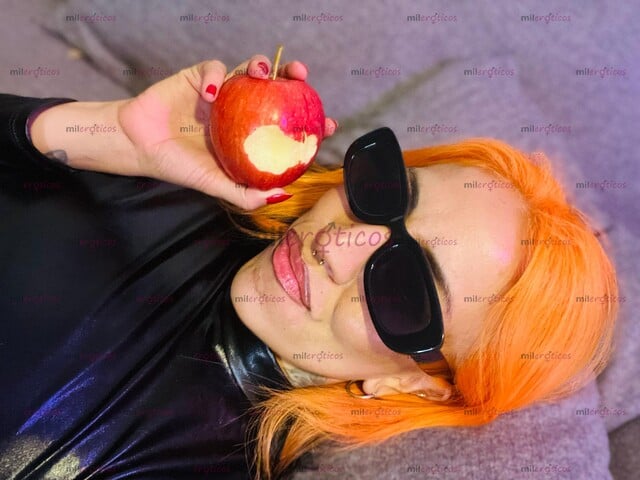FOTOS DE SOY DOMINA JUNO NOX, ME ENCANTA EXPLORAR FETICHES DEL BDSM CON HOMBRES SUMISOS