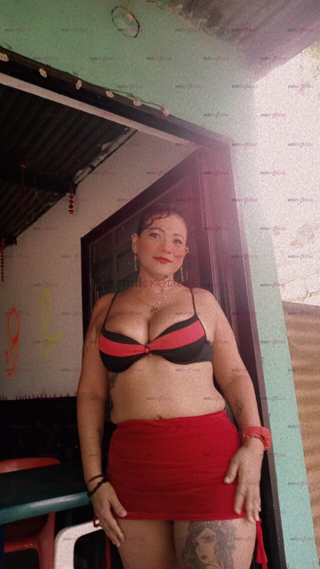 FOTOS DE HOLA MIS AMORES AQUÍ LLEGO TU MORENA SEXI