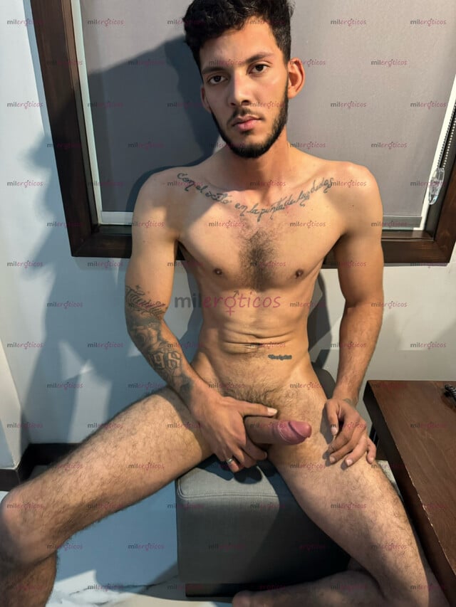 FOTOS DE ACTIVO DISPONIBLE PARA COGERTE, VENTA DE CONTENIDO JALÁNDOME LA VERGA!