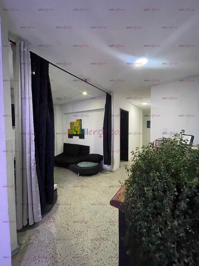 FOTOS DE CASA EN EL POBLADO EN BUSCA DE CHICAS QUE QUIERAN TRABAJAR