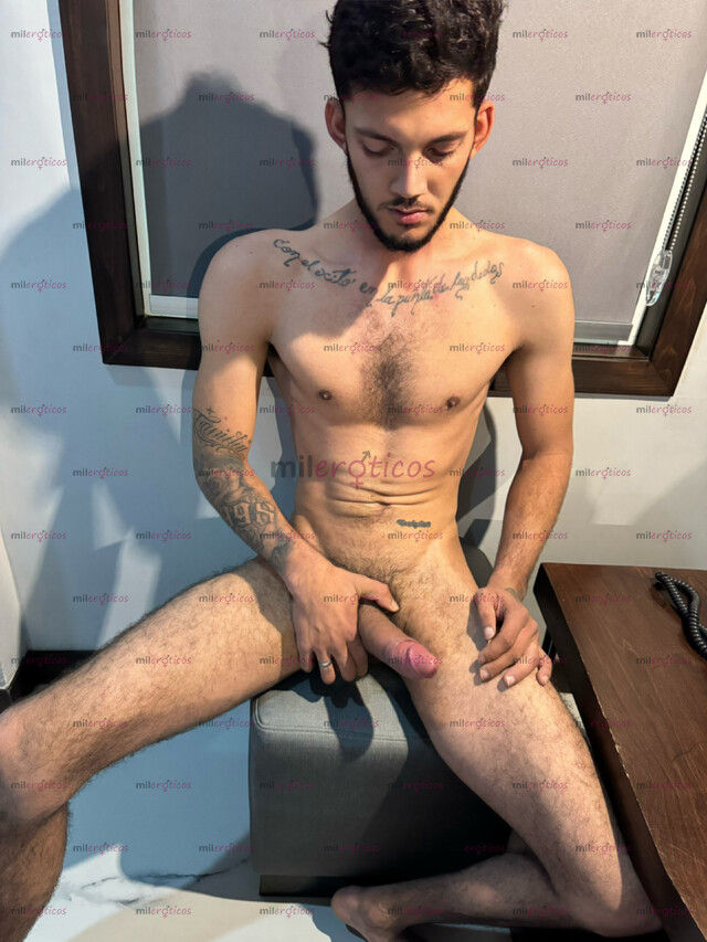 FOTOS DE ALTO GUAPO Y VERGON QUE MAS PUEDES PEDIR CONTACTAME TENGO VENTA DE CONTENIDO MÍO