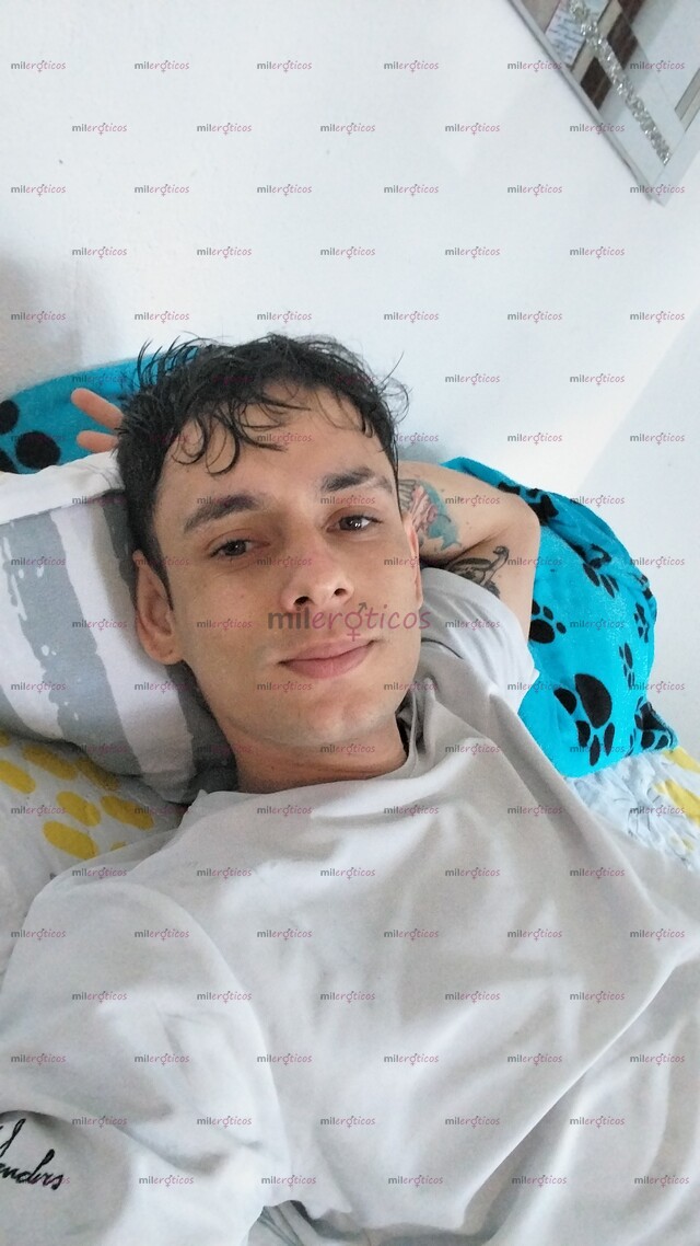 FOTOS DE HOLA CHICOS LLAMAME ESTOY DECEOSO DE HACERTE FELIZ