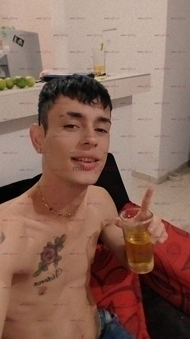 FOTOS DE HOLA CHICOS LLAMAME ESTOY DECEOSO DE HACERTE FELIZ