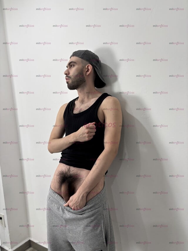 FOTOS DE JOVEN CERDO PERVERTIDO MUY MORBOSO CON LUGAR POR EL ANGEL