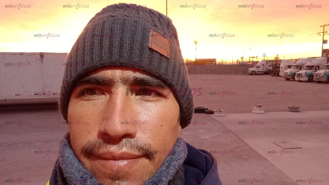 FOTOS DE HOMBRE DE ESTUDIOS , DISCRECIÓN ABSOLUTA. ORGASMO SEGURO