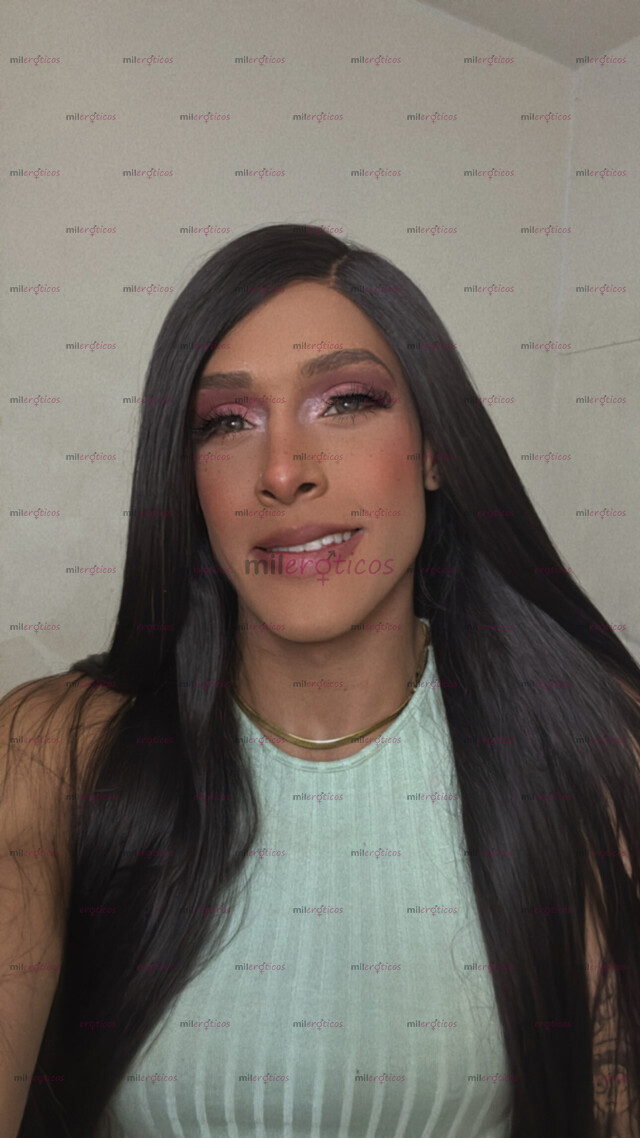 FOTOS DE LINDA CHICA TRANS DOTADA Y 100% ILIMITADA PARA HACER TODO LO QUE DESEES