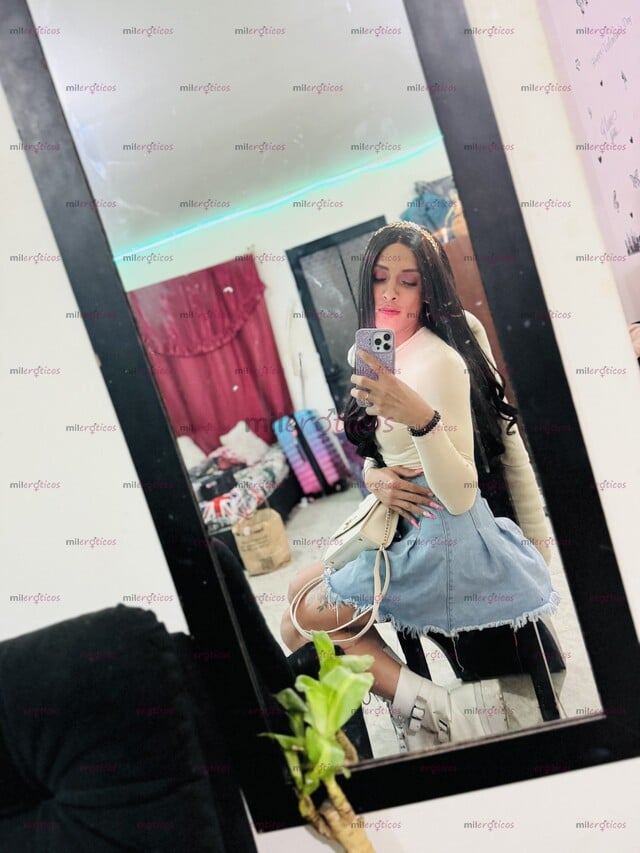 FOTOS DE LINDA CHICA TRANS DOTADA Y 100% ILIMITADA PARA HACER TODO LO QUE DESEES