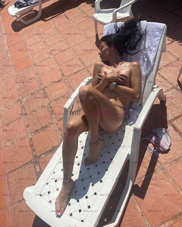 FOTOS DE PAISA DELGADA DISPUESTA A COMPLACERTE VERSATIL 18CM