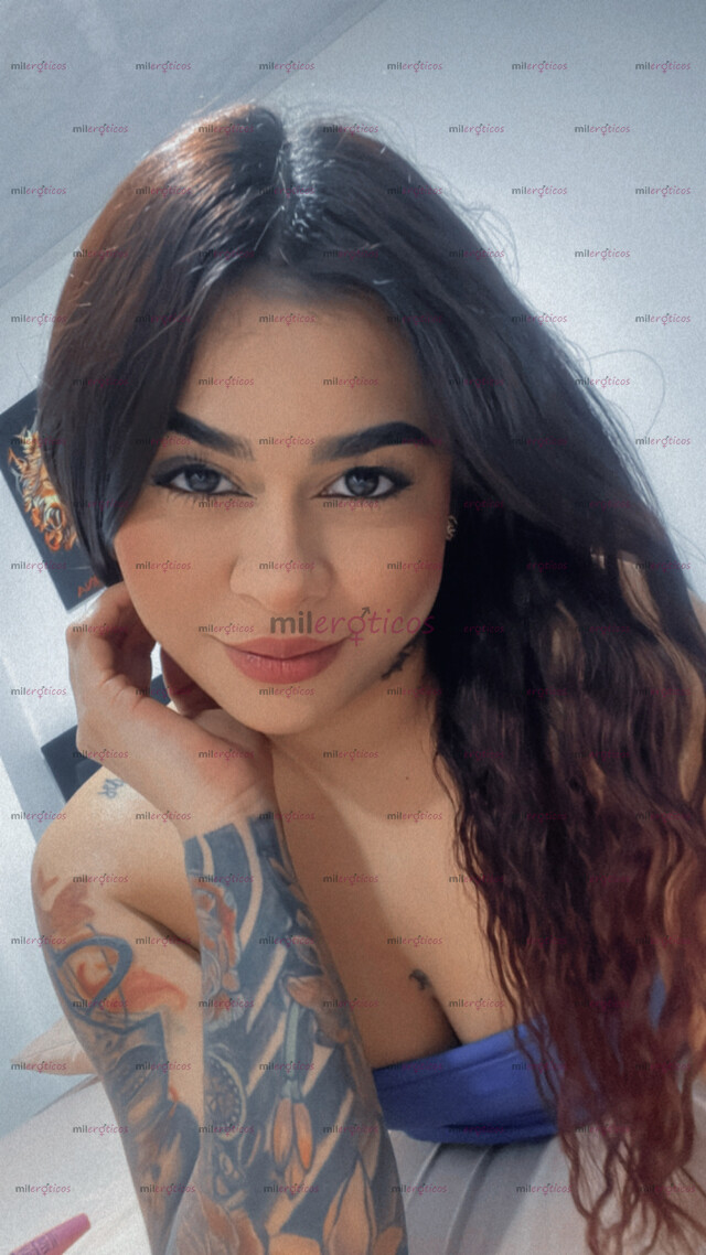 FOTOS DE HOLA MIS AMORES HABLAS CON ROXANA PELI ROJA DISPUESTA A COMPLACERTE