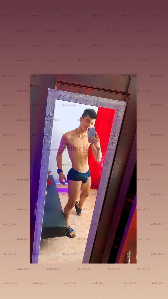 FOTOS DE CHICO ALTO FLACO CON 26 CM VERGON Y COMPLACIENTE