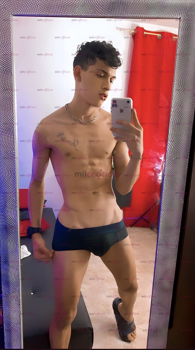 FOTOS DE CHICO ALTO FLACO CON 26 CM VERGON Y COMPLACIENTE