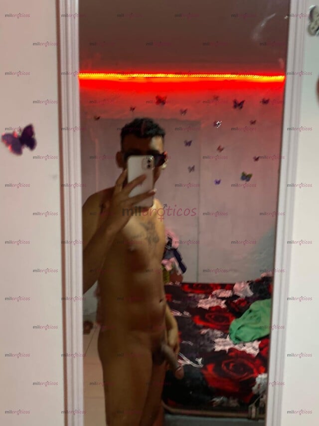 FOTOS DE JOVEN HETERO CON MUCHO COLÁGENO PARA CUMPLIR TUS FANTASÍAS
