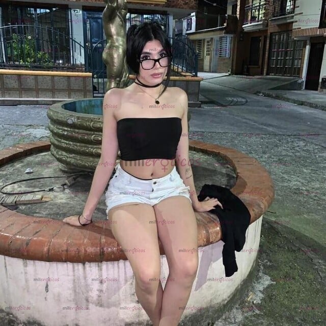 FOTOS DE ¡CHICA TRANS! ALI DISPONIBLE PARA BRINDARTE UNA EXPERIENCIA INCREÍBLE