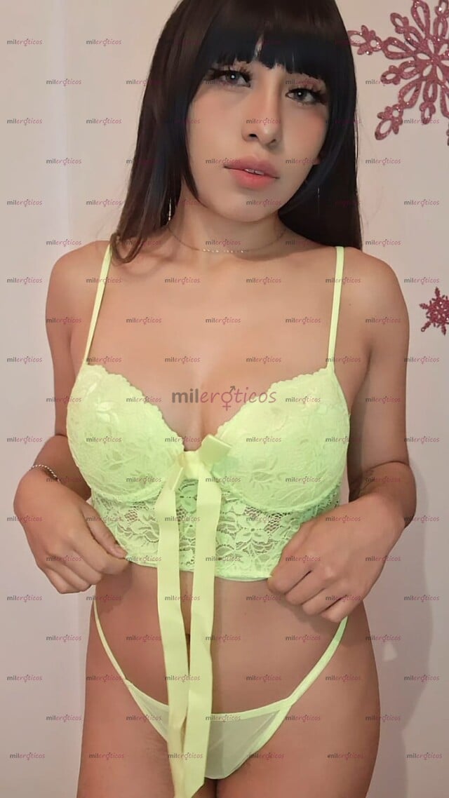 FOTOS DE TANIA, JOVENCITA SENSUAL CON UN RICO MASAJE AL DESNUDO