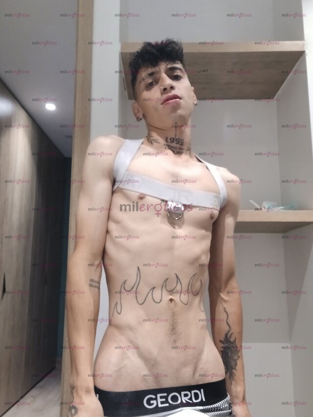 FOTOS DE TWINK PASIVO ARRECHO MORBOSO DISPONIBLE A COMPLACER MASAJES CON ACEITE CORPORA